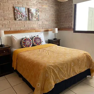 Hotel Nola, Guatemala